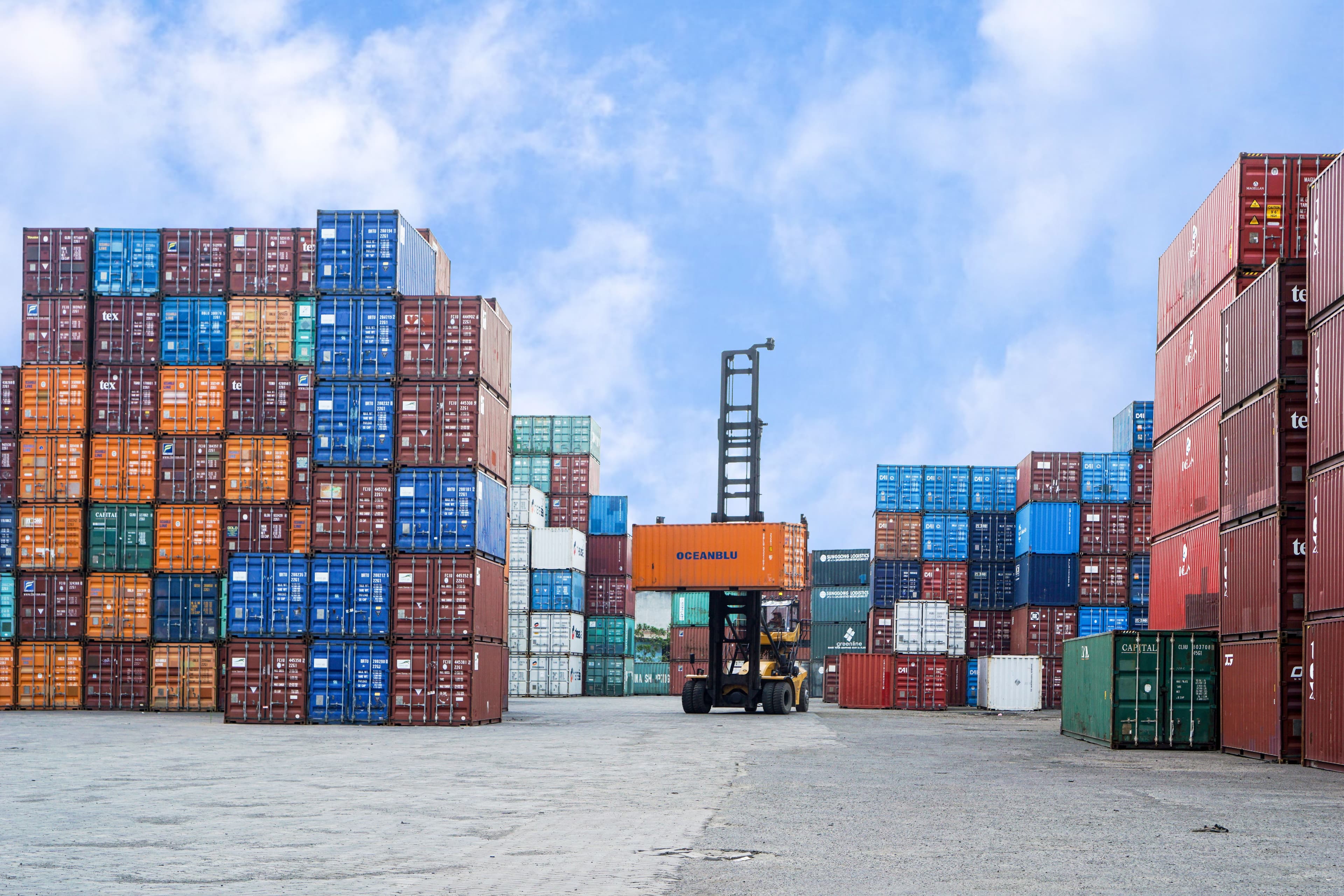 Real-time logistics dashboard tracking containers across a network.